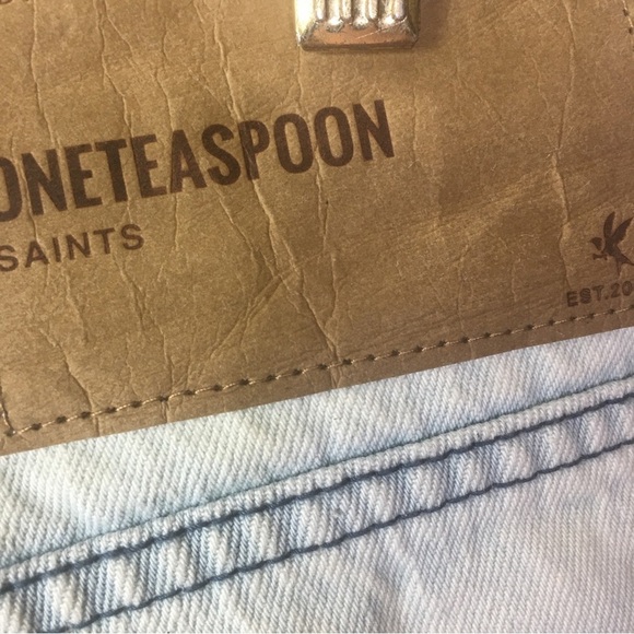 NEW One Teaspoon Jeans Saints Florence Destroyed Jeans Size 26 - Picture 6 of 10